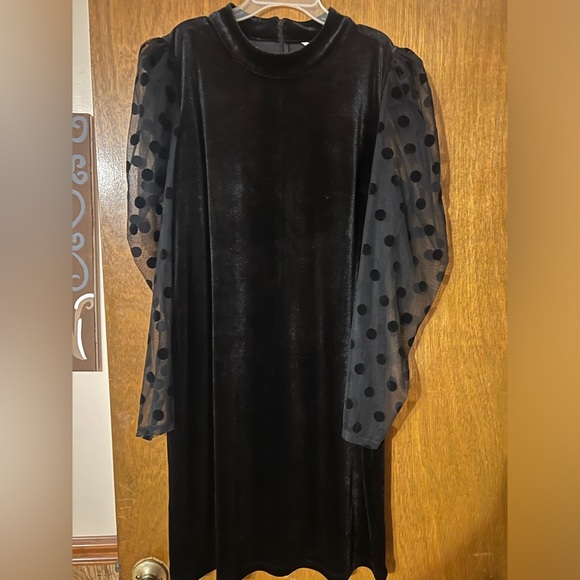 est 1946 Dresses & Skirts - est 1946 little black dress
